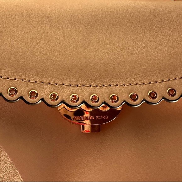 NWOT MICHAEL Michael Kors Ava Extra-Small Scalloped Leather Crossbody Bag - Picture 5 of 13